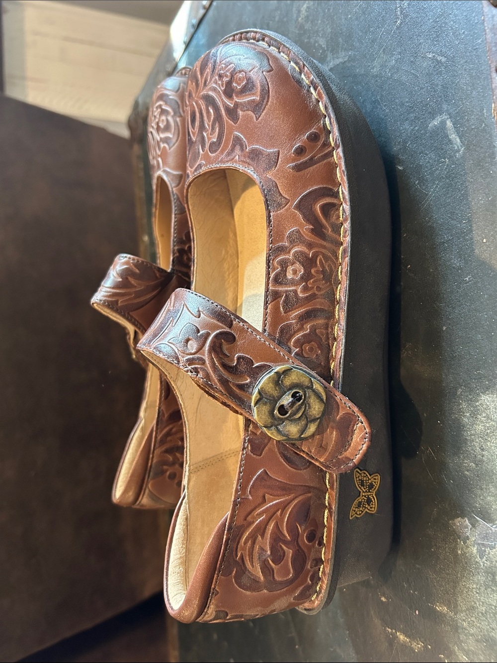 Alegria Brown Embossed Shoes - Picture 3 of 6